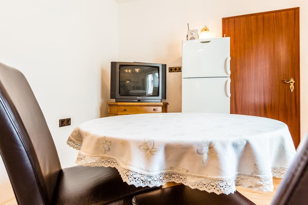 Ferienwohnung Koeln-Altstadt-Nord Pokoj fotografie